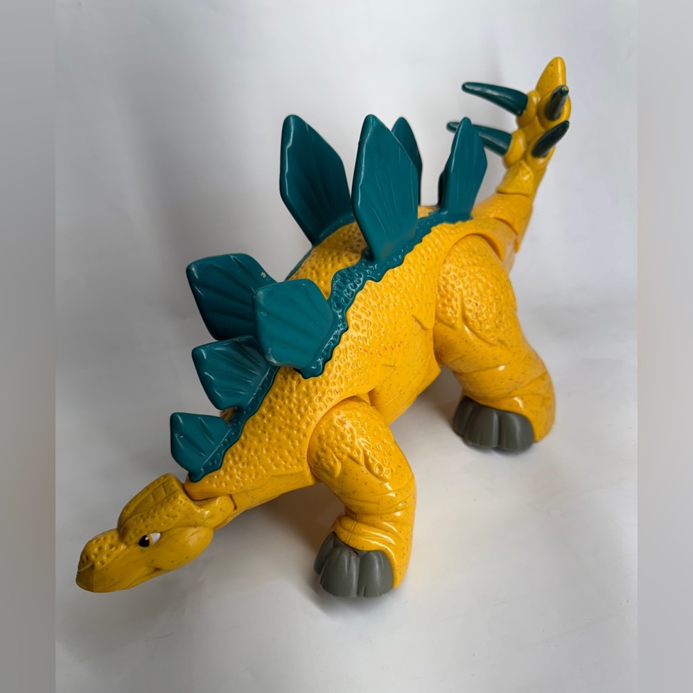 Fisher Price Mattel Dinosaur Kids Action Toy Stegosaurus Green Yellow 14”